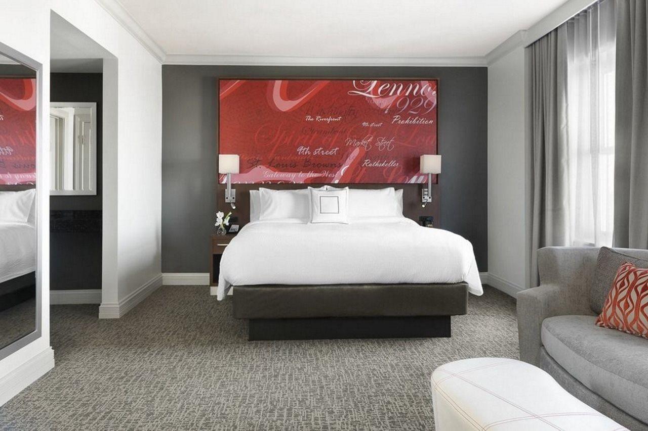 คอร์ตยาร์ด เซนต์หลุยส์ ดาวน์ทาวน์/คอนเวนชั่นเซ็นเตอร์ Hotel เซนต์ลูอิส ภายนอก รูปภาพ